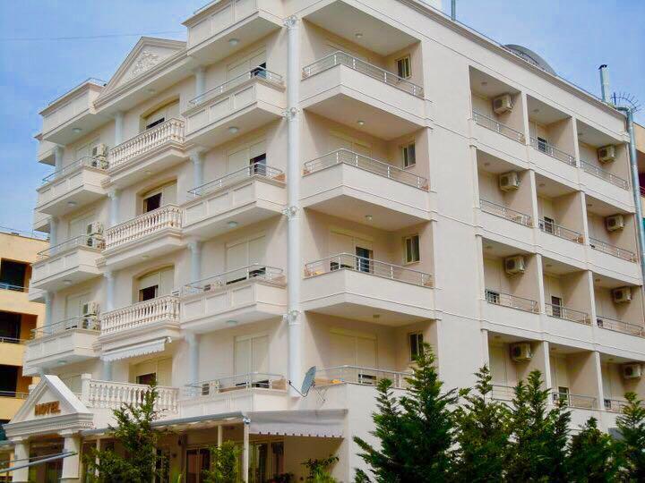 Lyden Hotel Golem  Exterior foto